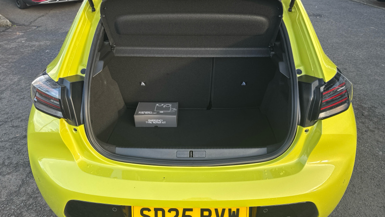 Peugeot 208 1.2 PureTech 100 Allure 5dr Petrol Hatchback